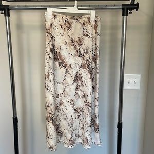 Show Me Your Mumu- Maci Skirt